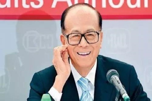 大公报再批李嘉诚