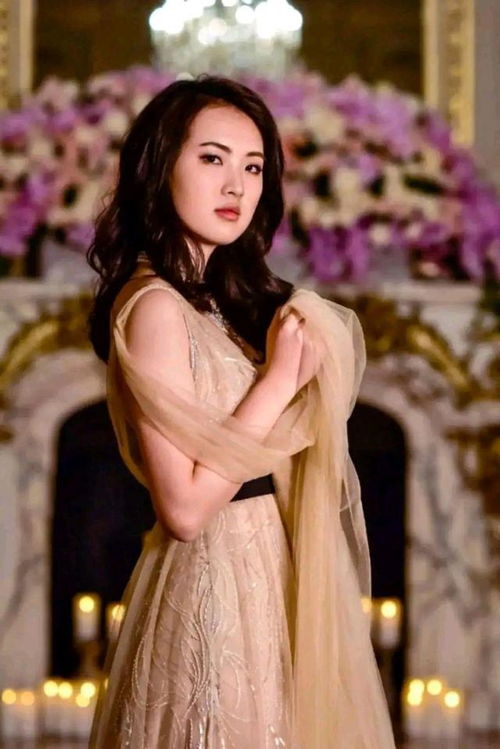 孟晚舟支持姚安娜