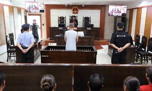 辅警给KTV报信获刑