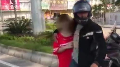 销售小哥救下女骑手