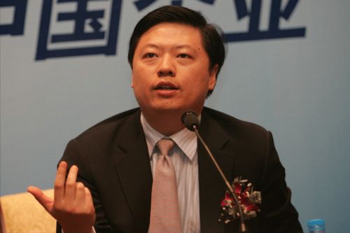 被继母关厕所17天