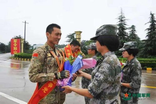 带姥爷参军照观阅兵(姥爷进去过当兵有影响吗) 带姥爷参军照观阅兵(姥爷进去过当兵有影响吗)