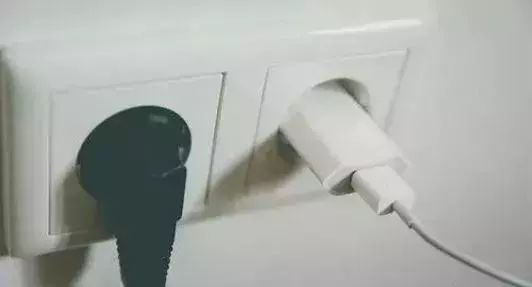房产达人插头怎么搞（房产达人电源插座怎么用）