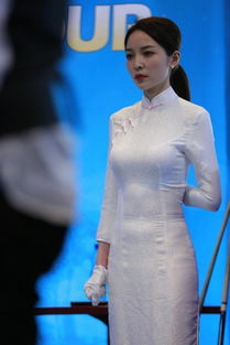 女裁判撞脸蔡依林引热议，赛场风采不输明星！